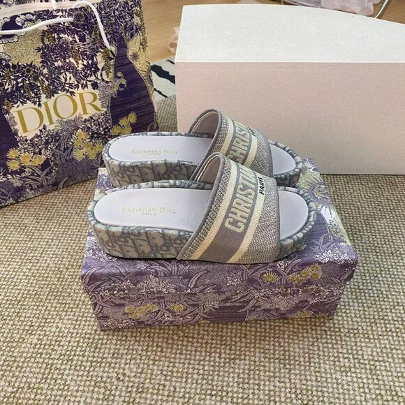 Christian Dior Oblique D-Way Grey Platform Sandals - Picture 6 of 8